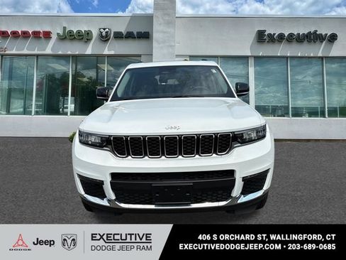 Used 2023 Jeep Grand Cherokee L Limited AWD/4WD image 6