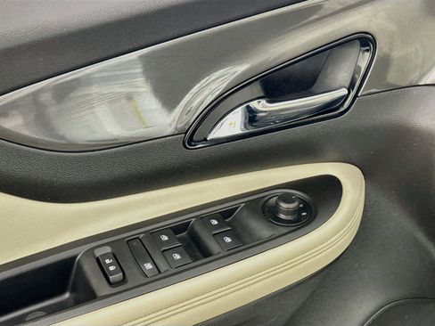 Used 2017 Buick Encore Preferred FWD image 18