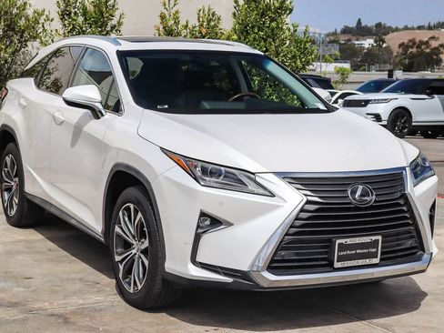 Used 2019 Lexus RX 350 FWD w/ Navigation Package image 3