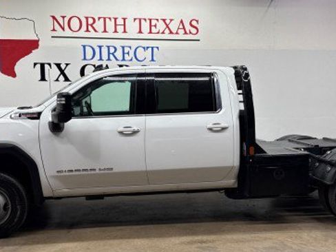 Used 2025 GMC Sierra 3500 SLE w/ SLE Convenience Package AWD/4WD image 10