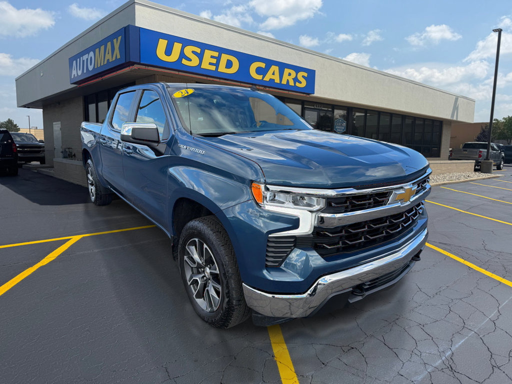 Used 2024 Chevrolet Silverado 1500 LT AWD/4WD image 4