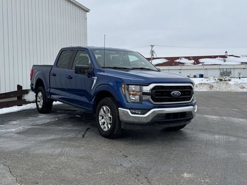 Used 2023 Ford F150 XLT image 3