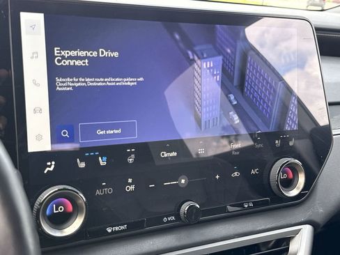 Used 2025 Lexus RX 350 Premium w/ Accessory Package (Z1) FWD image 22