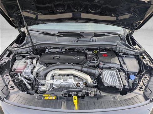 Certified 2025 Mercedes-Benz GLA 250 image 22