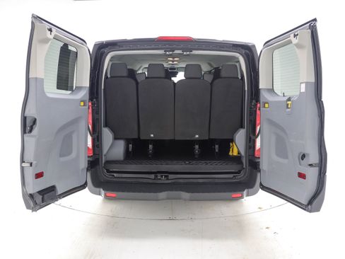 Used 2018 Ford Transit 350 XL image 10