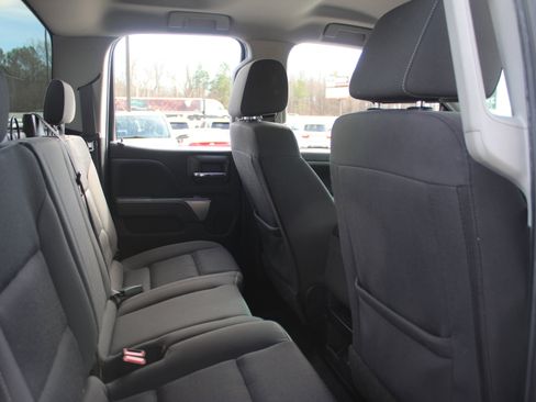 Used 2019 Chevrolet Silverado 1500 LT image 27