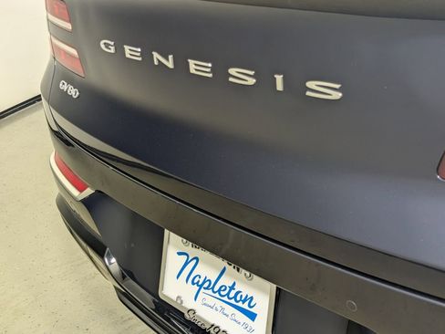 Used 2022 Genesis GV80 2.5T w/ Prestige Package 04 AWD/4WD image 9