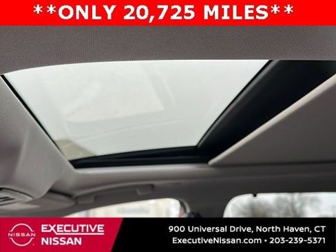 Certified 2022 Nissan Rogue SV w/ SV Premium Package image 11