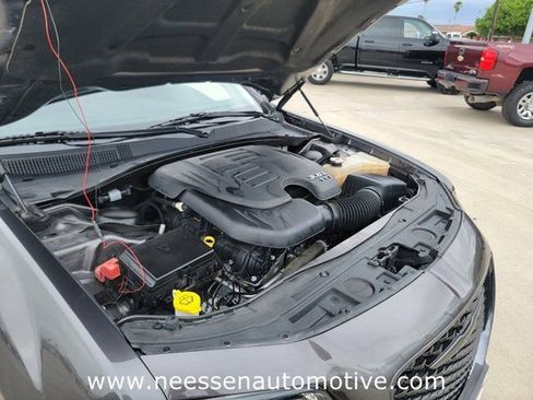 Used 2022 Chrysler 300 Touring L RWD image 34
