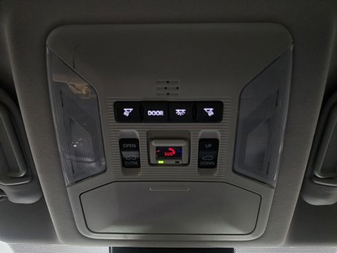 Used 2024 Toyota RAV4 XLE image 19