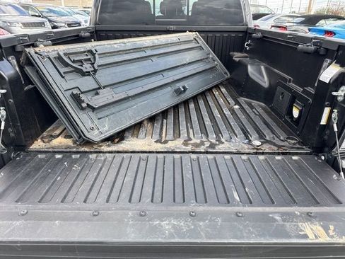 Used 2021 Toyota Tacoma Limited AWD/4WD image 21
