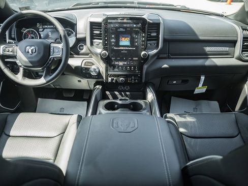 New 2026 RAM 1500 Laramie AWD/4WD image 24