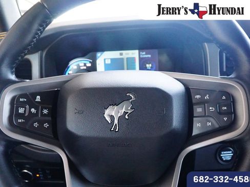 Used 2024 Ford Bronco Badlands AWD/4WD image 14