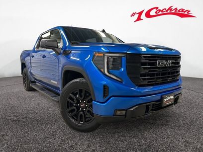 Used 2022 GMC Sierra 1500 Elevation w/ LPO, Elevation Black Package