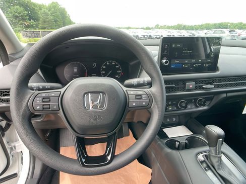 New 2026 Honda HR-V LX image 13