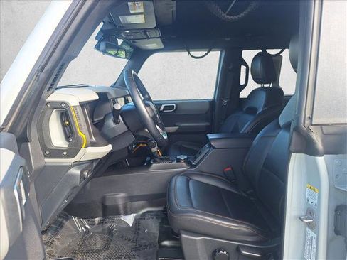 Used 2021 Ford Bronco Badlands image 10