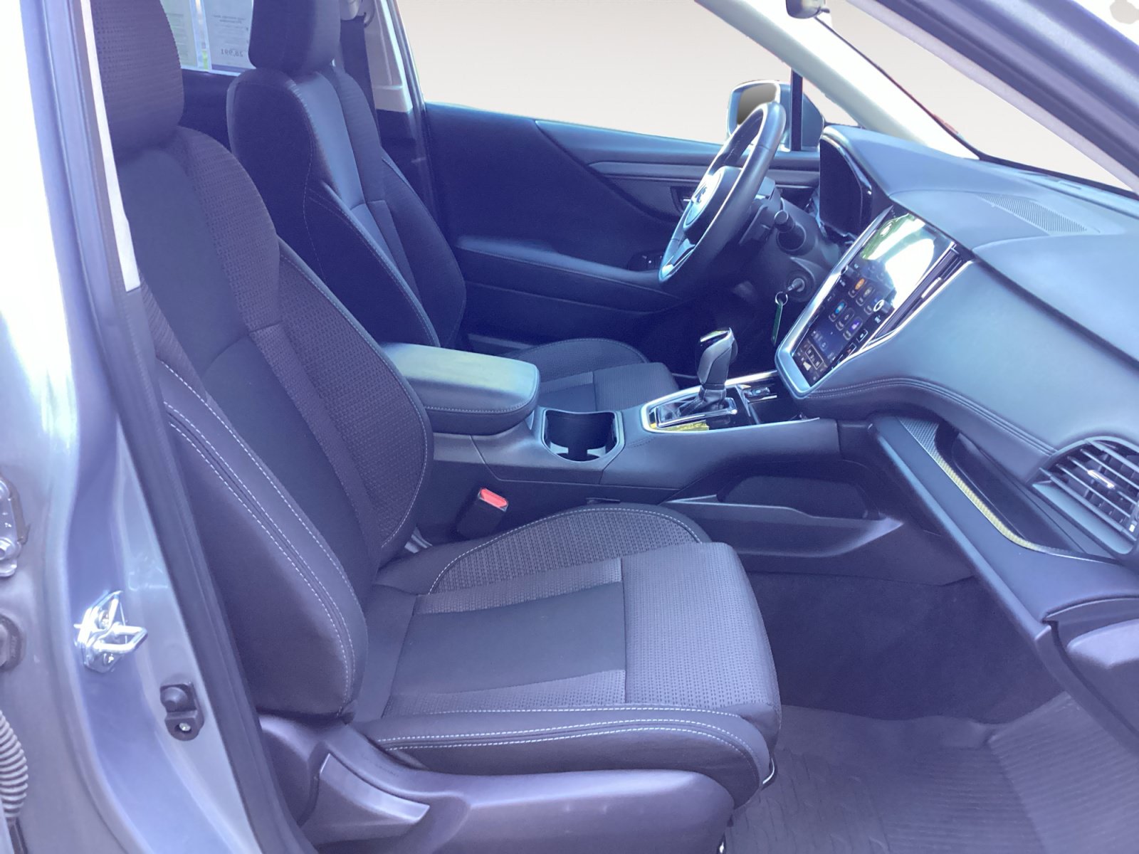 Certified 2025 Subaru Outback Premium AWD/4WD image 15