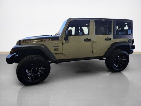 Used 2017 Jeep Wrangler Unlimited Rubicon w/ Quick Order Package 24Z Recon image 9