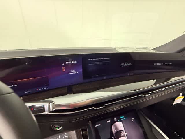 New 2026 Cadillac Escalade Luxury w/ Touring Package AWD/4WD image 18