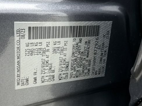Used 2023 Nissan Rogue S AWD/4WD image 23