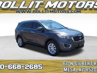 Used 2018 Kia Sorento FWD video 1