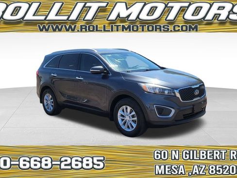 Used 2018 Kia Sorento FWD image 1