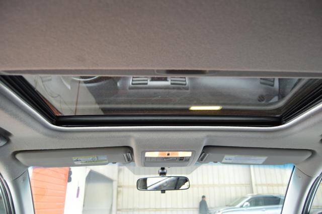 Used 2010 Toyota Highlander SE AWD/4WD image 28