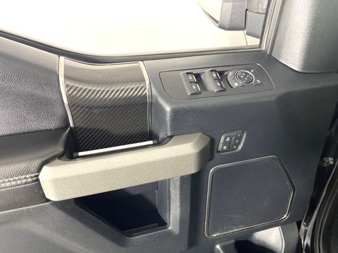 Used 2019 Ford F150 Raptor w/ Equipment Group 802A Luxury AWD/4WD image 15
