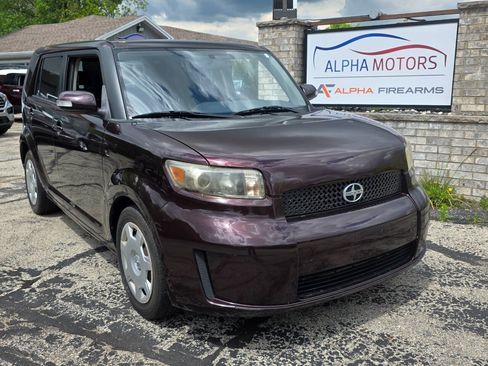 Used 2008 Scion xB FWD image 1