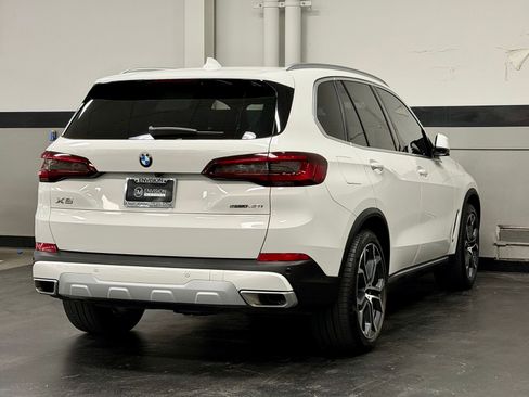 Used 2023 BMW X5 sDrive40i w/ Premium Package RWD image 12