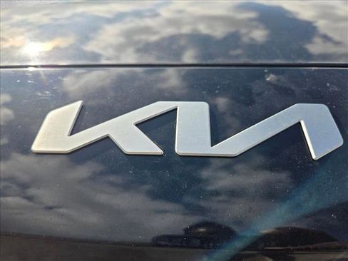 Used 2023 Kia Rio S image 21