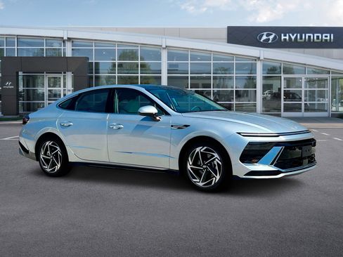 New 2024 Hyundai Sonata SEL w/ Convenience Package image 10