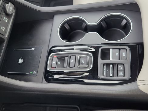 New 2026 Honda Pilot Touring image 23