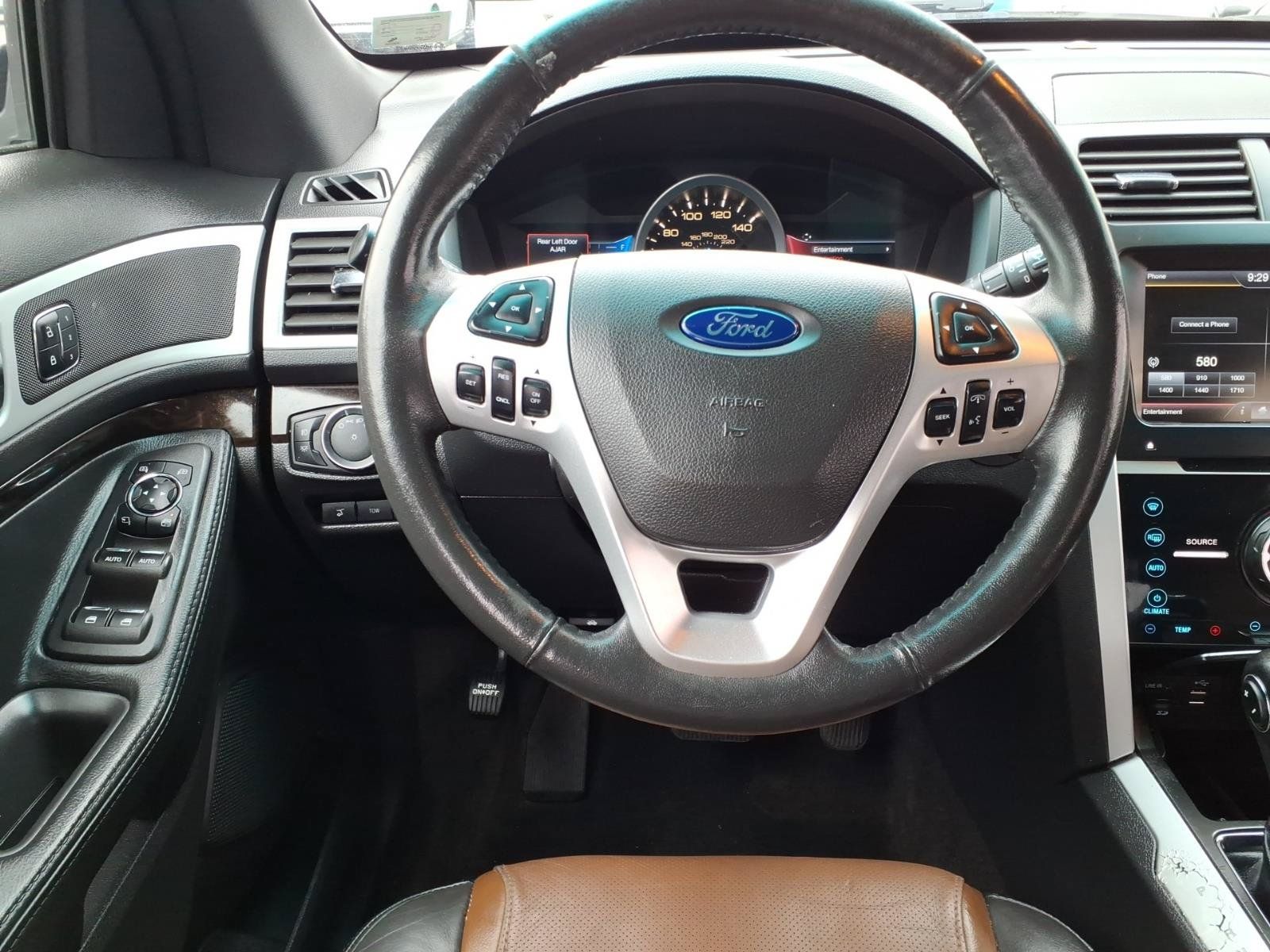 Used 2015 Ford Explorer Limited w/ Equipment Group 302A AWD/4WD image 5