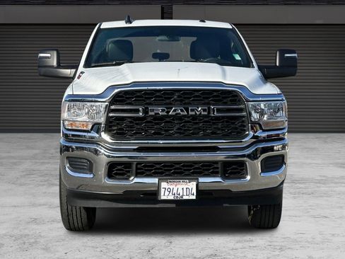 Used 2024 RAM 2500 Tradesman w/ Chrome Appearance Group image 10