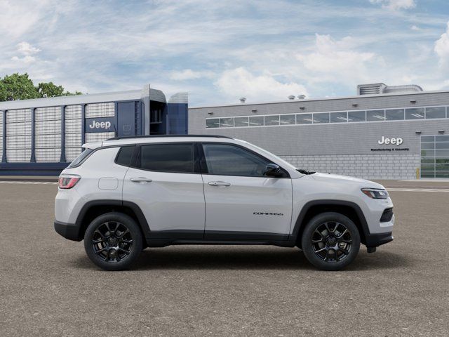 New 2026 Jeep Compass Latitude AWD/4WD image 21
