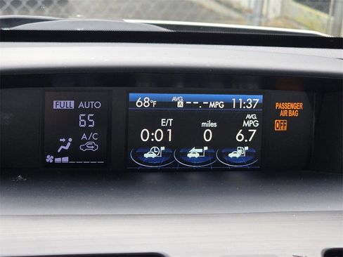 Used 2015 Subaru Forester 2.5i Limited image 17