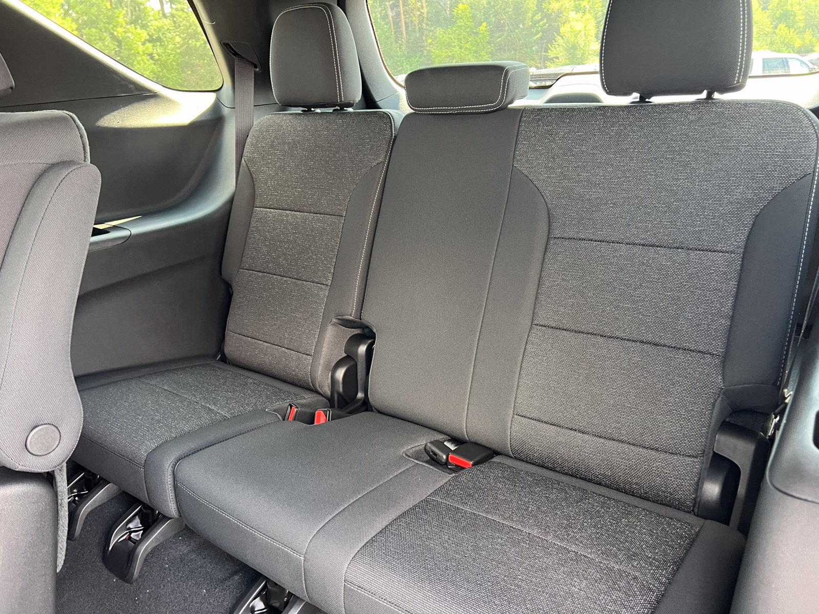 New 2027 Chevrolet Traverse LT AWD/4WD image 5