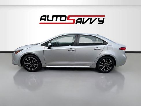 Used 2022 Toyota Corolla LE FWD image 4