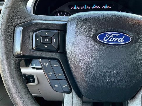 Used 2020 Ford F250 XL w/ Power Equipment Group RWD image 9