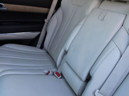 Used 2021 Genesis GV80 2.5T image 5