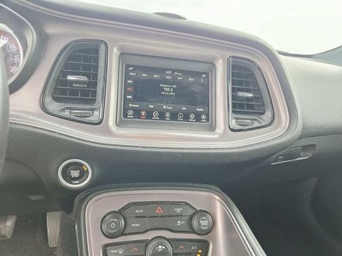 Used 2023 Dodge Challenger SXT RWD image 14
