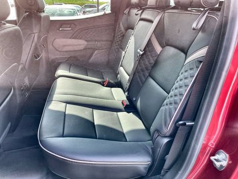 Used 2026 GMC Canyon Denali AWD/4WD image 25