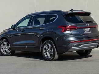 Used 2023 Hyundai Santa Fe SEL video 3