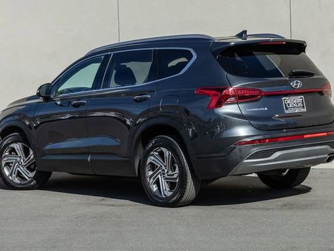 Used 2023 Hyundai Santa Fe SEL image 3