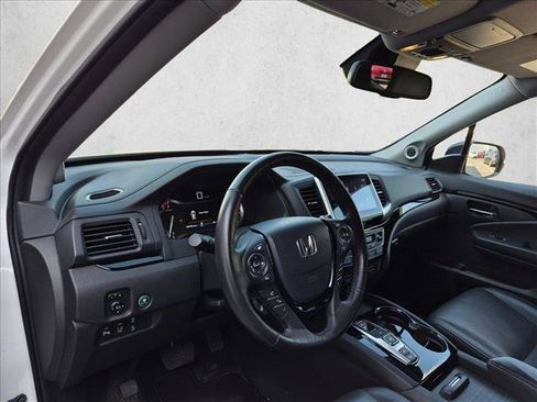 Used 2018 Honda Pilot Elite image 9