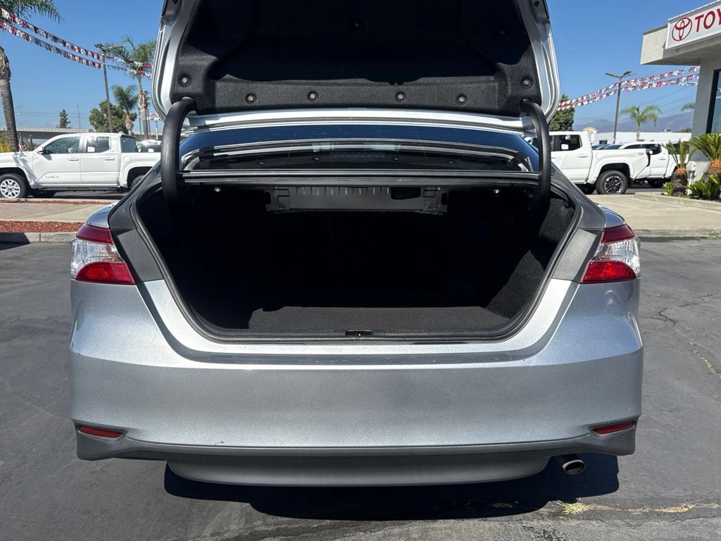 Used 2019 Toyota Camry LE w/ Protection Package (Q2) FWD image 14
