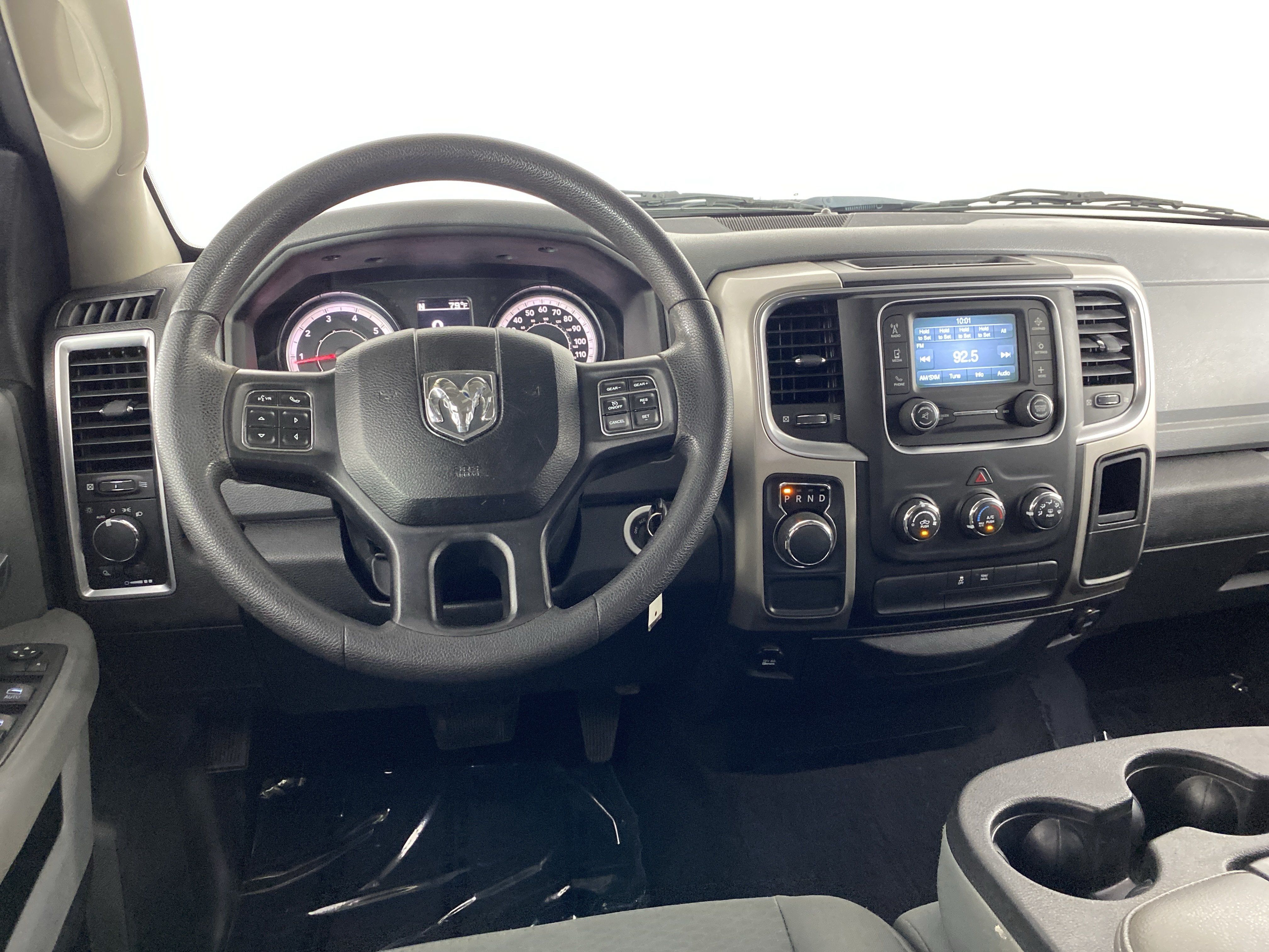 Used 2017 RAM 1500 Classic SLT RWD image 15