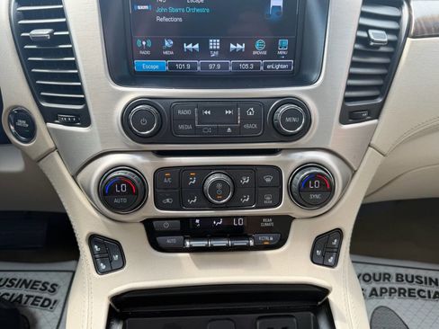 Used 2019 GMC Yukon Denali w/ Denali Ultimate Package AWD/4WD image 18