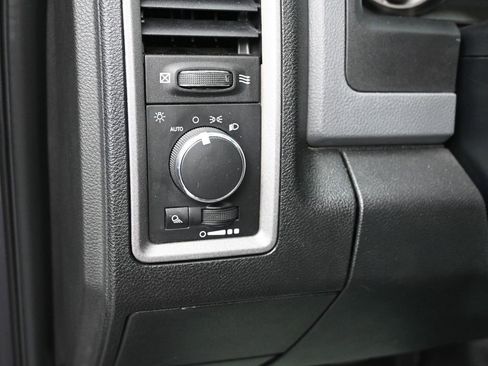 Used 2016 RAM 1500 Tradesman w/ Popular Equipment Group image 12